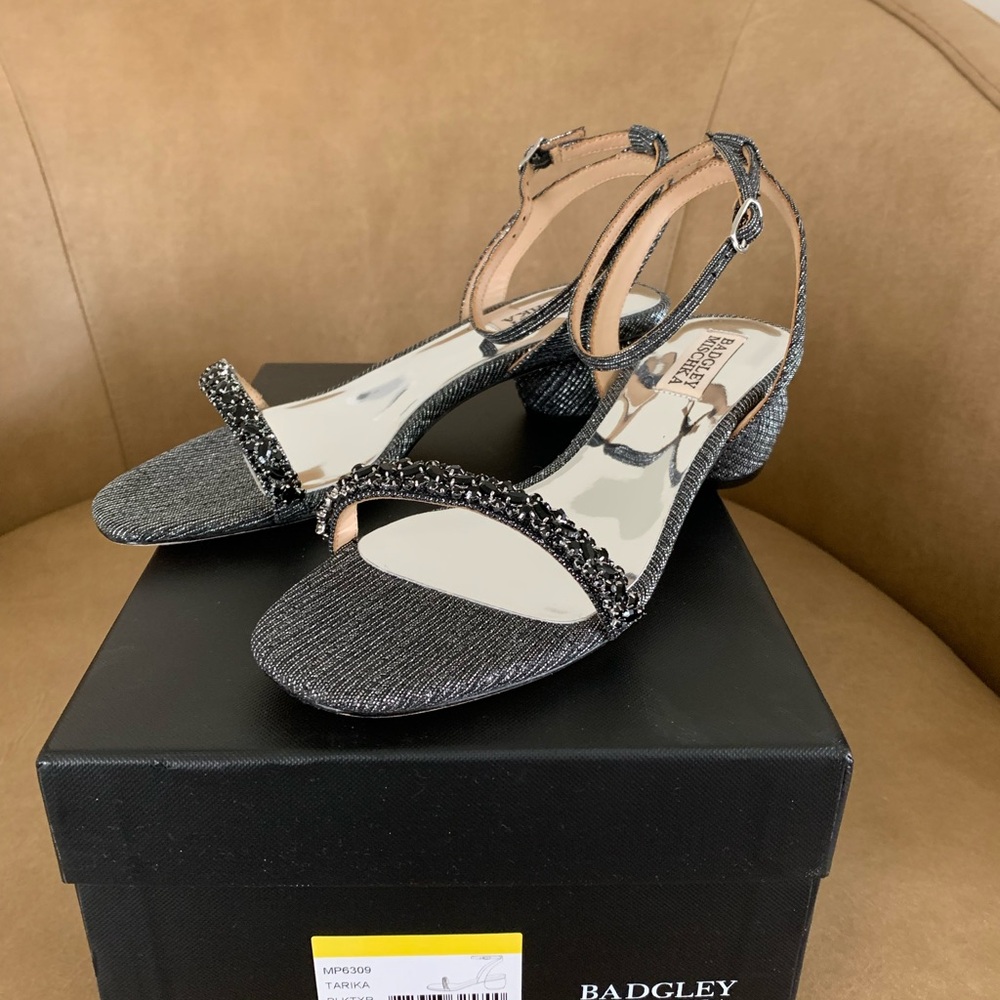 Badgley Mischka Women's Black Heeled Sandals
